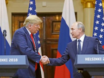 Durante su primera presidencia (2017-2021), Donald Trump desarrolló una estrecha relación con Vladímir Putin, misma que busca aprovechar para darle punto final a la guerra que sostienen Rusia y Ucrania desde febrero de 2022. AP