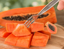 Las semillas de papaya pueden ser un gran aliado para la salud si se consumen con moderación.  CANVA