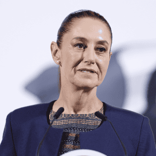 Sheinbaum responde tras buque armado de EU en el Golfo de México