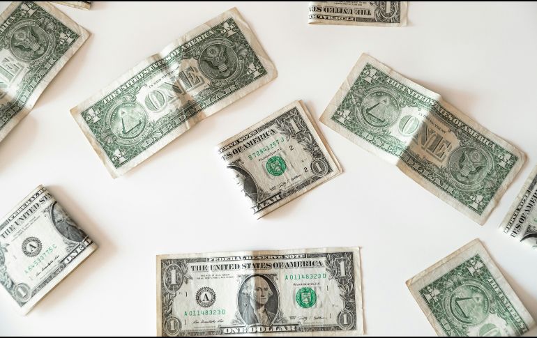 Se espera que el peso mexicano se mantenga relativamente estable el día de mañana. UNSPLASH