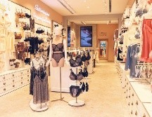 Descubre la elegancia de Intimissimi y el estilo de Calzedonia en el Centro Comercial Punto Sur. GENTE BIEN JALISCO/ Punto Sur