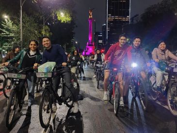 Recibe a la primavera de la mejor manera en este recorrido nocturno que te ofrece Mi Bici. X / @MIBiciCDMX