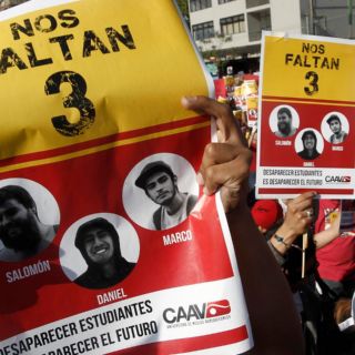 Denuncian "mentira histórica" en caso de estudiantes de cine