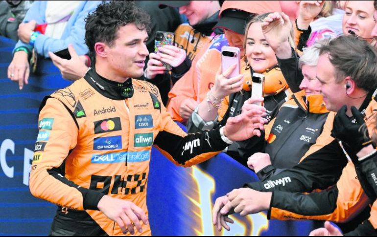 El piloto de McLaren lució impecable en la pista dejando al piloto monegasco Charles Leclerc, en segundo lugar. ESPECIAL