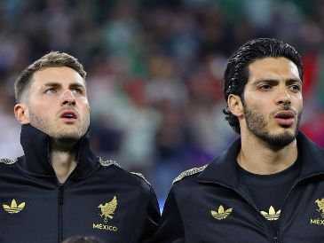 Santi y Raúl hicieron mancuerna por primera vez en la delantera de la Selección de México. IMAGO7/D. Vega