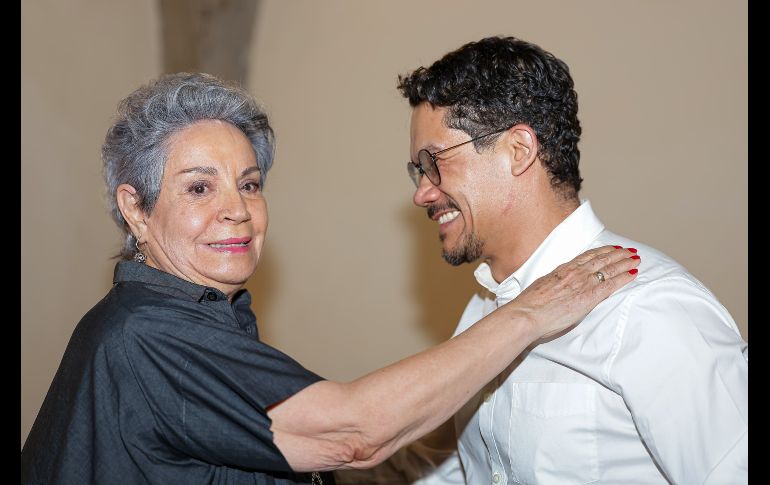 Cuarenta años de su vida ha dedicado Patricia Urzúa a darle vida, forma y promoción al ámbito cultural de Guadalajara, en una labor inmensa que fue reconocida por la comunidad artística la tarde de este viernes 21 de marzo en el Museo de la Ciudad. EL INFORMADOR / H. Figueroa