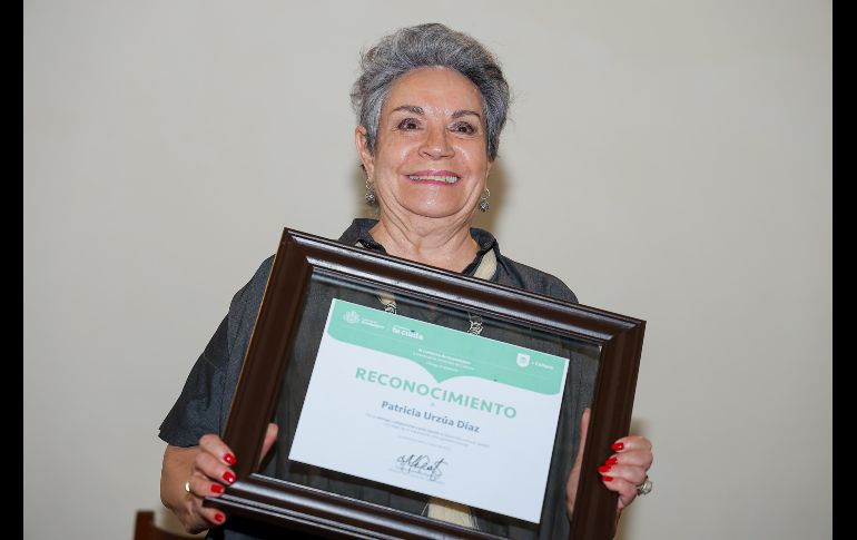 Cuarenta años de su vida ha dedicado Patricia Urzúa a darle vida, forma y promoción al ámbito cultural de Guadalajara, en una labor inmensa que fue reconocida por la comunidad artística la tarde de este viernes 21 de marzo en el Museo de la Ciudad. EL INFORMADOR / H. Figueroa