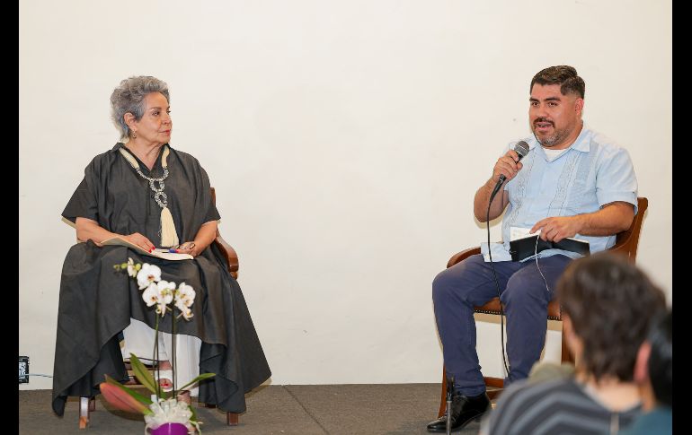 Cuarenta años de su vida ha dedicado Patricia Urzúa a darle vida, forma y promoción al ámbito cultural de Guadalajara, en una labor inmensa que fue reconocida por la comunidad artística la tarde de este viernes 21 de marzo en el Museo de la Ciudad. EL INFORMADOR / H. Figueroa