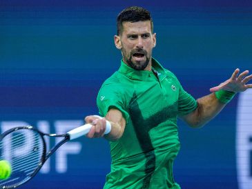 El serbio no se metía a la ronda de los mejores ocho en Miami desde 2016. EFE/C. Herrera