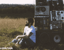 Zayn Malik hace tributo a One Direction en su concierto. ESPECIAL / X @zaynmalik