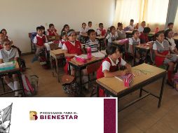 Todos los padres de familia o tutores de los beneficiarios de la beca Benito Juárez siempre deben tener en cuenta que las fechas de los depósitos no son de manera mensual. ESPECIAL / EL INFORMADOR Y Secretaría del Bienestar