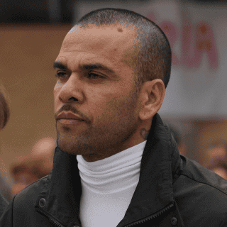 Anulan condena por violación contra Dani Alves, tras apelación