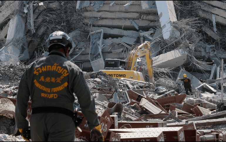 El temblor ocurrió a las 12:50 hora local en Birmania, durante la madrugada en el centro de México. EFE / N. Sangnak