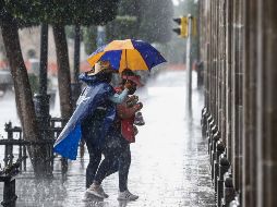 Fenómenos meteorológicos combinados en el norte y noreste del país, ocasionarán lluvias y chubascos en varios estados. SUN / ARCHIVO