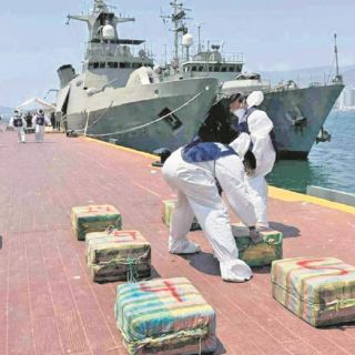 La Semar asegura mil 800 kilos de cocaína en Acapulco