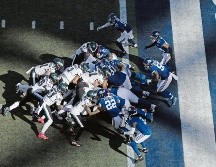 La jugada del “tush push” fue popularizada por los Eagles, gracias a los éxitos conseguidos con ella. AFP/A. Bello