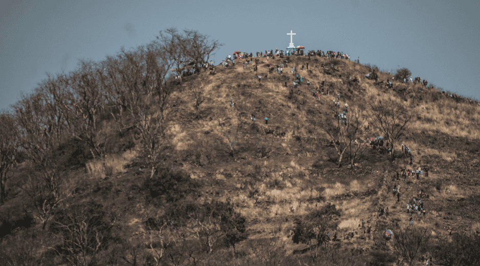 Esta arraigada tradición, además de ser un evento religioso importante para los creyentes, es también un punto destacado en el calendario cultural y turístico de la ZMG. EL INFORMADOR / ARCHIVO