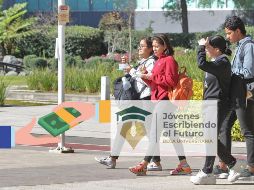 Estos apellidos reciben su apoyo de Jóvenes Escribiendo el Futuro este 2 de abril. EL INFORMADOR / ARCHIVO