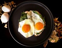 Huevo: Un alimento que aporta un gran valor nutricional. UNSPLASH / COFFEEFY WORKAFE