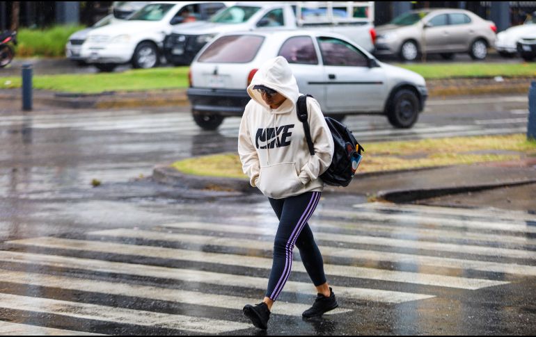 Debido al frente frío 37 en la zona norte y otros fenómenos meteorológicos en el sur, ocasionarán lluvias fuertes en varios estados de país. EL INFORMADOR / ARCHIVO