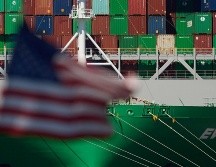 Trump sostiene que sus aranceles facilitarán que las empresas trasladen su producción a Estados Unidos. EFE