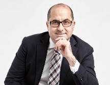 Francisco Alcaide es autor de 