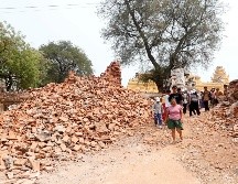 ONU también alertó sobre la urgente necesidad de asistencia para miles de damnificados. EFE/NYEIN CHAN NAING