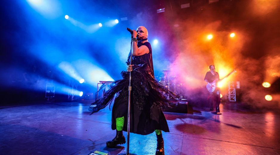 Shirley Manson, vocalista de la agrupación, interpretó éxitos como “Fix Me Now”. EL INFORMADOR/ A. Navarro