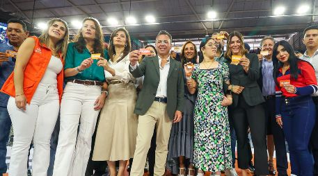 Gobierno de Jalisco refuerza apoyos en salud y transporte