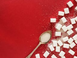 El azúcar es una sustancia que proporciona energía al cuerpo, pero no toda el azúcar es igual. Unsplash