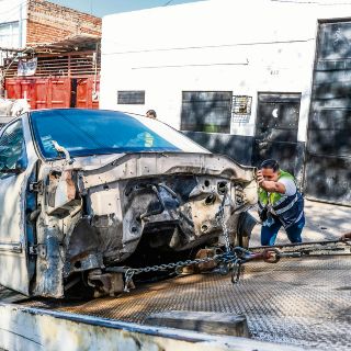 Lanzan operativo contra autos abandonados en calles