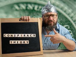 Aunque la mayoría de las teorías conspirativas siguen sin base real, estos casos demuestran que a veces la desconfianza tiene fundamentos. CANVA