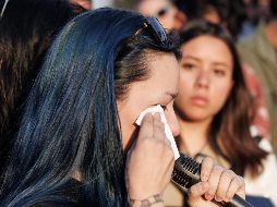 En la despedida, la madre de Berenice cantó a capela la canción “Amor Eterno”. SUN/Y. M. OSNAYA