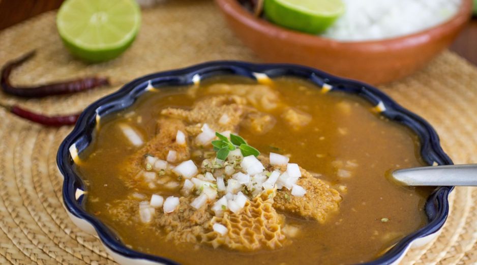 En México, es común referirse a estas cuatro partes del estómago como menudo. Estas incluyen: pancita, panal, libro y cuajo. También se suele añadir la tripa y las patas a los platillos que llevan este ingrediente. ESPECIAL / CANVA