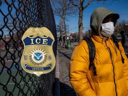 El Servicio Interno de Impuestos y el Servicio de Control de Inmigración y Aduanas firman acuerdo para compartir información y continuar con deportaicón de inmigrantes. EFE / ARCHIVO