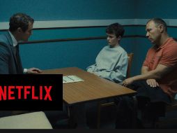 En el final que se emitió, no se muestra el juicio ni la sentencia de Jamie, aunque sí se presenta su confesión de culpabilidad.  ESPECIAL/NETFLIX