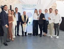 Rodolfo Martínez Tovar, Ana María Calderón,Fernanda del Toro, Juan Ruiz y Miguel Viso López con Verónica, Guillermo y Daniela Bravo, Diego Santoscoy y Emilio Bravo. GENTE BIEN JALISCO / E. Escamilla