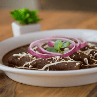 ¿Qué tan saludable es comer mole?