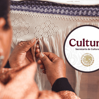 Gobierno apoya a artesanos con créditos y nuevos espacios de venta