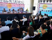 El director de Mundo Imperial, Zeyed Rezvani participa en una rueda de prensa este viernes, en Acapulco. EFE/D. Guzmán.