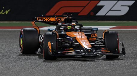 El piloto australiano Oscar Piastri se proclamó como el gran ganador del Gran Premio de Bahréin. EFE / A. HAIDER