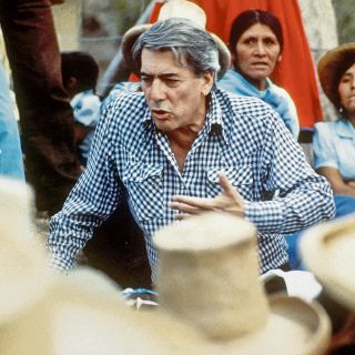 Mario Vargas Llosa: El polémico escritor con la piel de acero