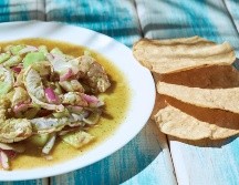 El aguachile representa una excelente alternativa durante los días santos, ya que permite evitar el consumo de carne roja sin dejar de disfrutar un platillo delicioso. ESPECIAL / CANVA