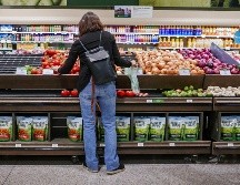 Las compras pueden realizarse en las tiendas físicas y en la página web de la cadena de supermercados. EFE/C. Herrera