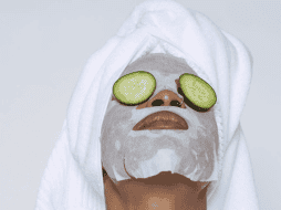 Estos son los beneficios de ponerse rodajas de pepino en los ojos. PEXELS