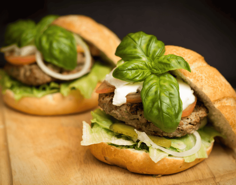 El equilibrio y la variedad son las claves para una dieta saludable. CANVA 