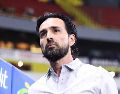 El entrenador de Chivas no figuró este domingo en las instalaciones de Verde Valle y el club podría hacer oficial su salida. Imago7/ Archivo