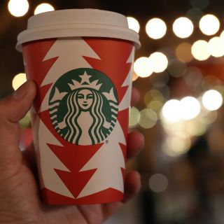 Starbucks lanza promoción de vasos a 40 pesos en abril, así aplica