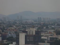 El Doble Hoy No Circula aplica en un horario de las 5:00 horas a las 22:00 horas. SUN/ G. Pano.