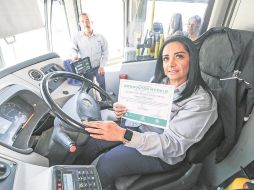 Cynthia Salazar Pérez es egresada de la primera generación de Mujeres Conductoras. ESPECIAL